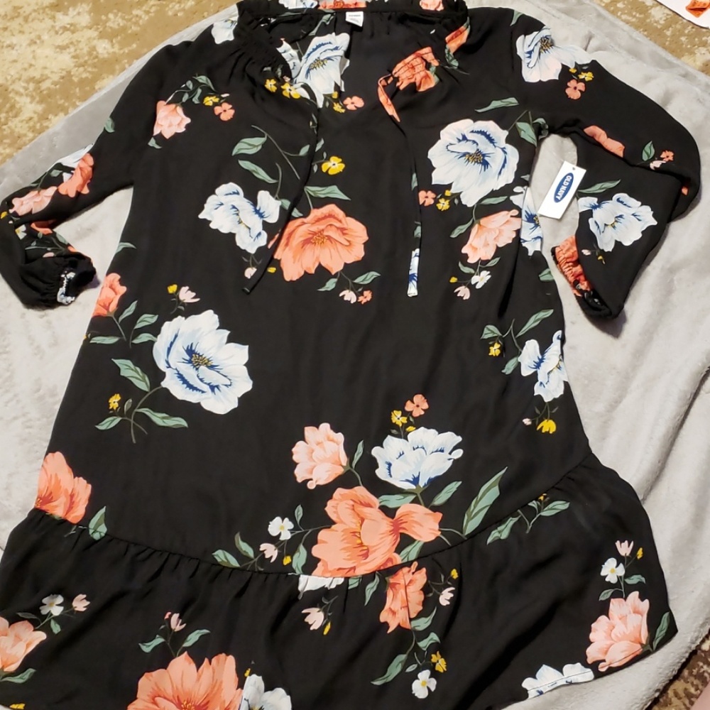 NWT Old Navy Floral dress